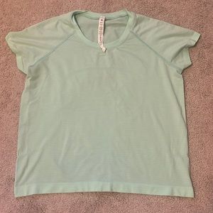 Lululemon Swiftly Race Length Short Sleeve shirt